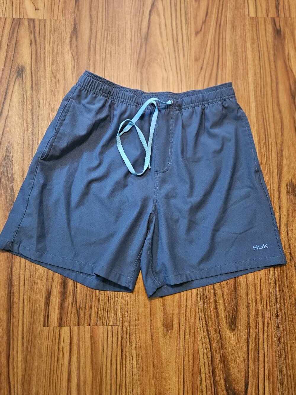 HUK Men’s Swim Trunks Shorts Gray Blue Size Medium Lined